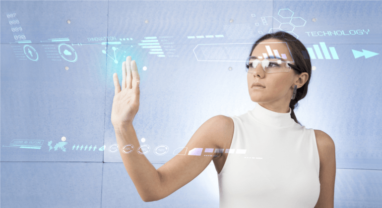 Article Augmented Reality (AR) to Improve Employee Performance Image